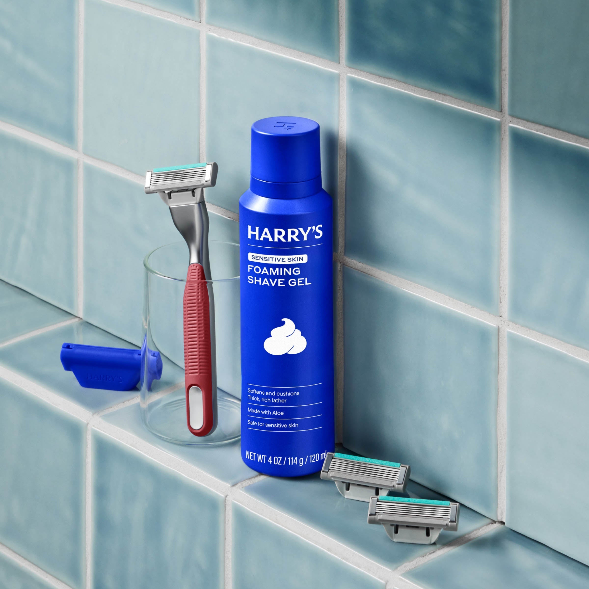 Harry's Plus Shave Set - Sharp Shaving Razor