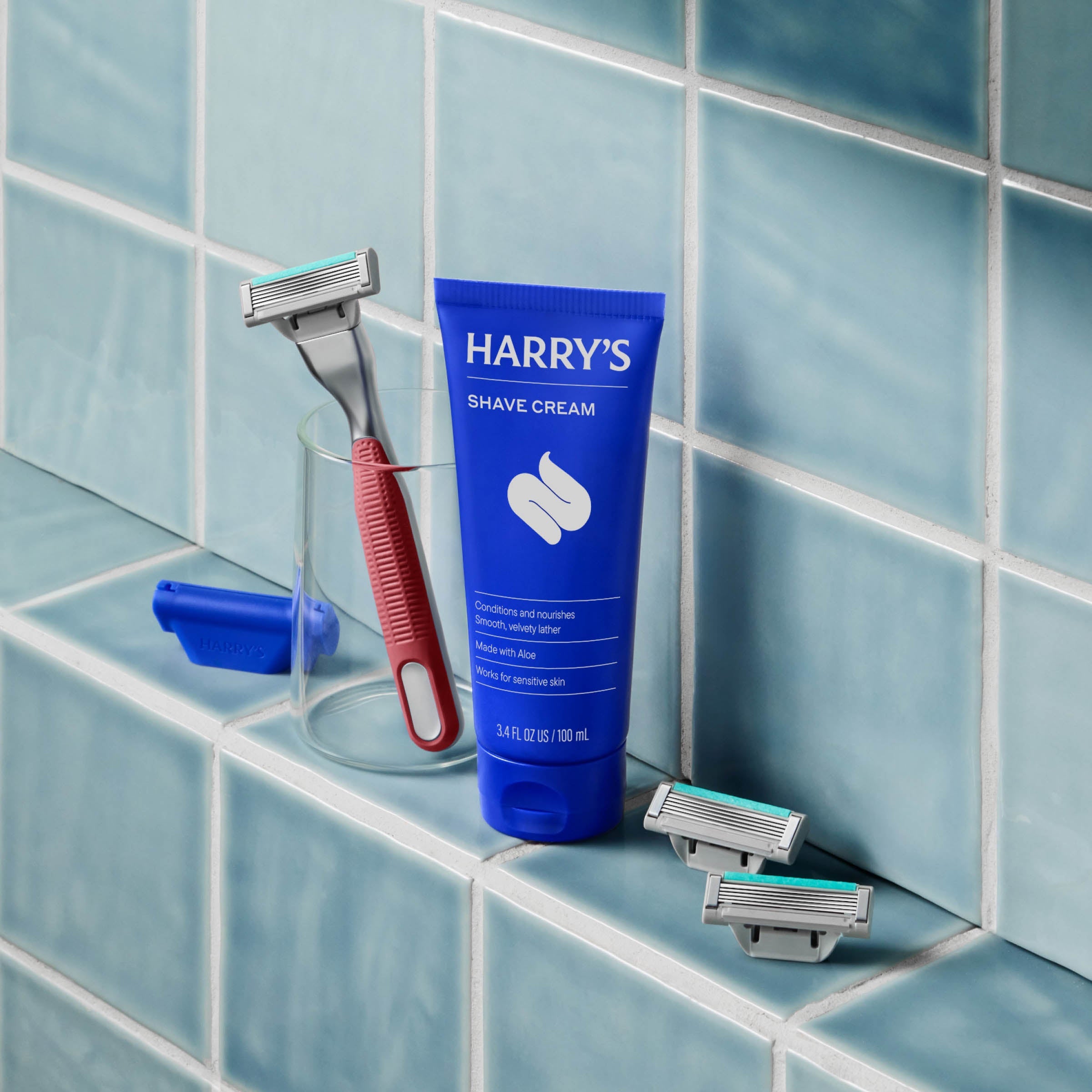 Harry's Plus Shave Set - Sharp Shaving Razor