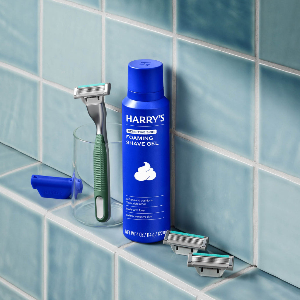 Harry's Plus Shave Set - Sharp Shaving Razor