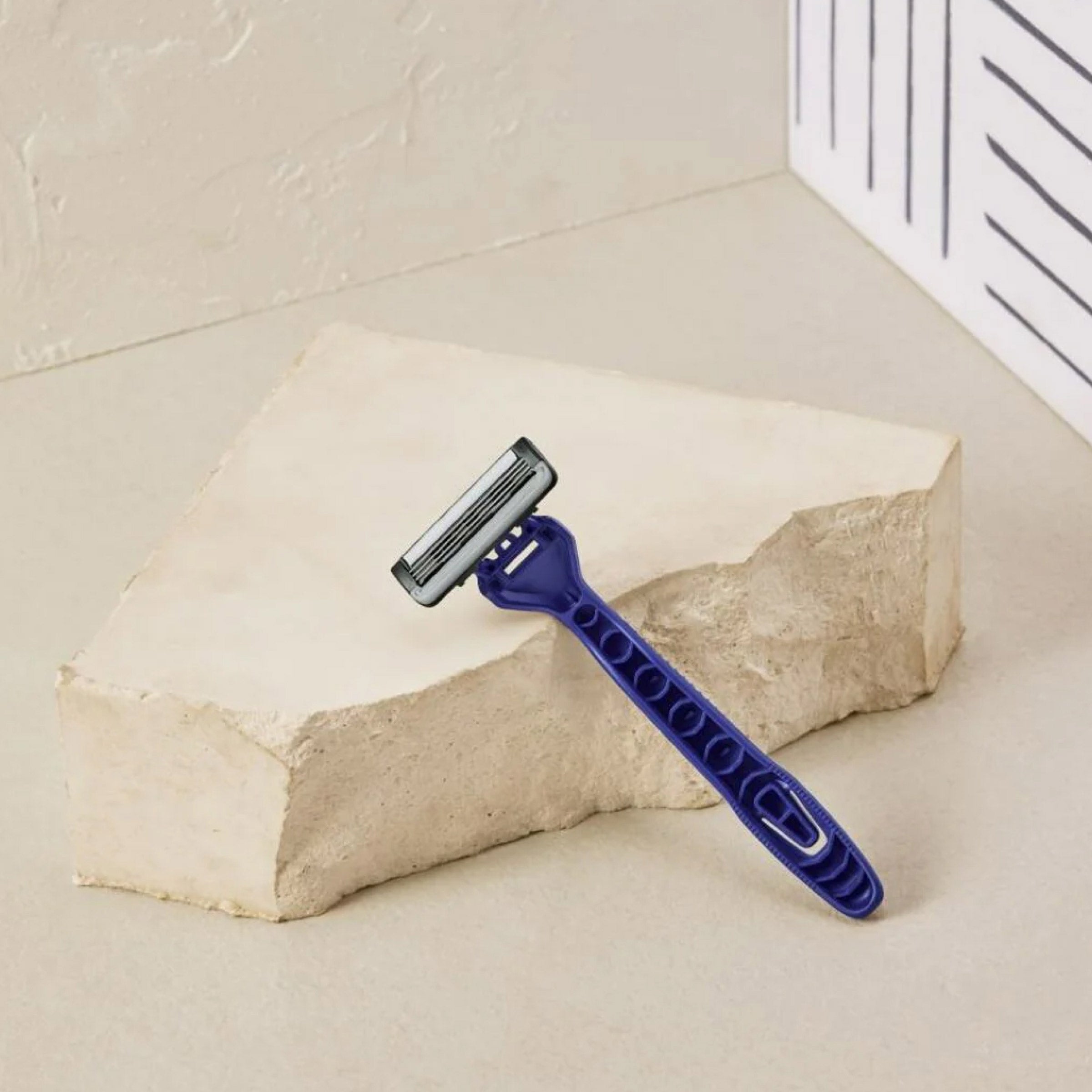 Disposable Razors - Midnight Blue - Classic Foaming Shave Gel